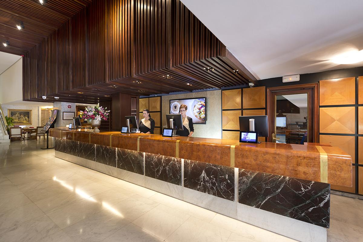 Hotel Miguel Angel Madrid Exterior foto The lobby of the hotel
