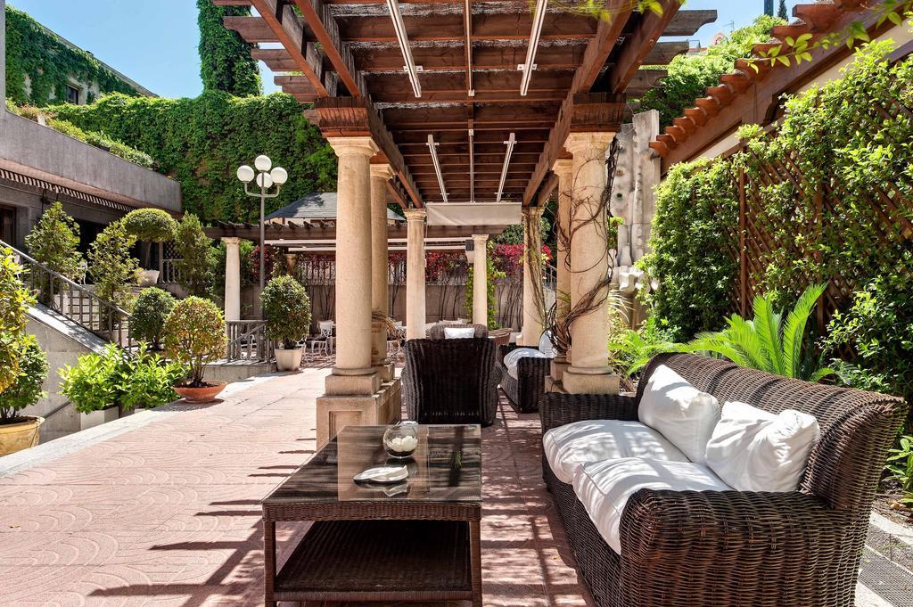 Hotel Miguel Angel Madrid Exterior foto The Pergola