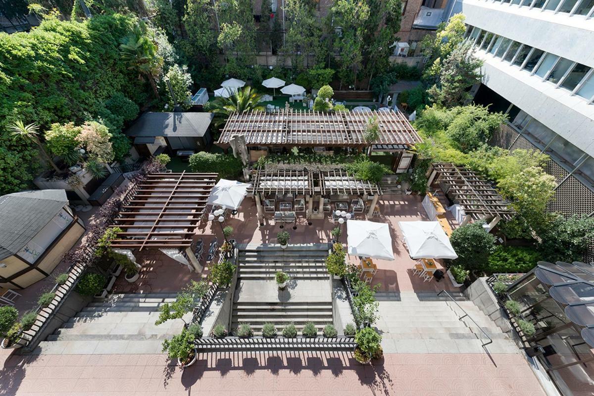 Hotel Miguel Angel Madrid Exterior foto The Pergola